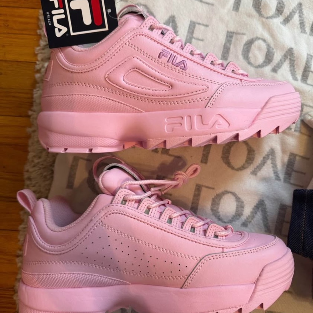 Pink Filas